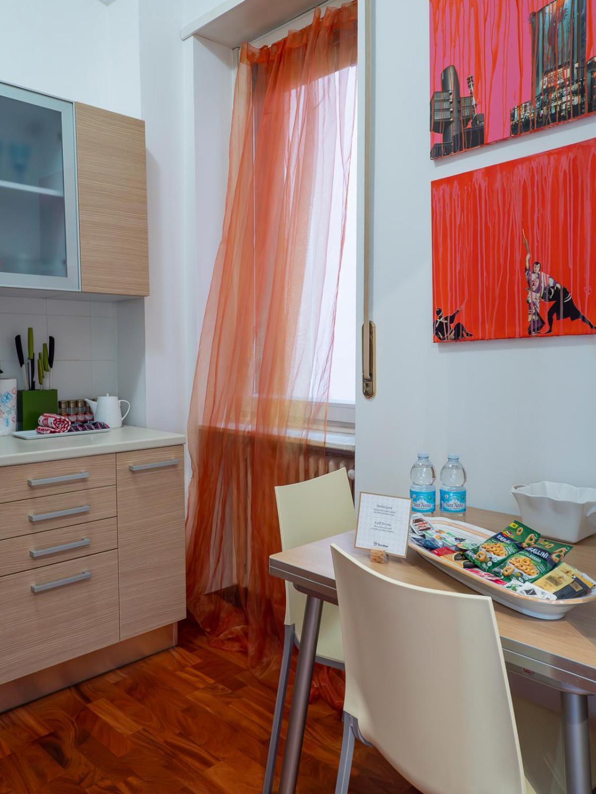 Orange Suite Milan Exterior photo